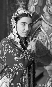 هنرمند مردمی ترکمن مایا قلیوا